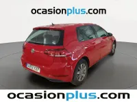 Usado VW Golf VII 115 CV (84 kW) 2019 Rojo