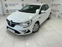 Usado Renault Mégane II Life 115 CV (84 kW) 2021 Blanco Berlina