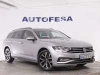 Usado VW Passat Executive 122 CV (89 kW) 2023 Plata Familiar