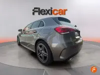 Usado Mercedes A180 116 CV (85 kW) 2019 Gris Berlina