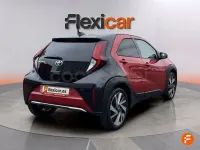 Usado Toyota Aygo X Play 72 CV (52 kW) 2022 Rojo SUV