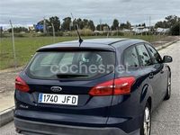 Usado Ford Focus Trend 115 CV (84 kW) 2015 Azul Familiar