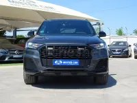 Usado Audi Q7 S-Line 286 CV (210 kW) 2022 Gris / plata SUV
