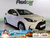 Usado Toyota Yaris Business Edition 116 CV (85 kW) 2022 Blanco Utilitario