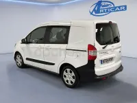 Usado Ford Tourneo Courier Ambiente 75 CV (55 kW) 2019 Blanco Monovolumen