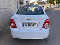 Usado Chevrolet Aveo LT 75 CV (55 kW) 2012 Blanco Berlina