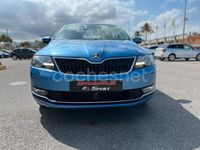 Usado Skoda Rapid Active 95 CV (69 kW) 2018 Azul Berlina