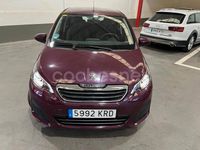 Usado Peugeot 108 Active 72 CV (52 kW) 2018 Granate Berlina