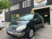 Usado Renault Grand Scénic II Dynamique 130 CV (95 kW) 2007 Negro Monovolumen