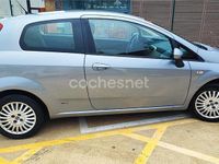 Usado Fiat Punto Dynamic 70 CV (51 kW) 2007 Gris / plata Berlina