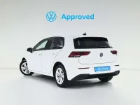 Usado VW Golf VIII Life 116 CV (85 kW) 2024 Blanco Utilitario