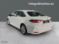 Usado Toyota Corolla Active 125 CV (91 kW) 2023 Blanco Berlina