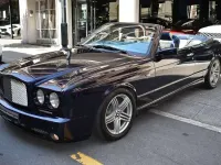 Usado Bentley Azure Mulliner 420 CV (308 kW) 1998 Azul Descapotable