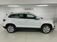 Usado Skoda Karoq Selection 116 CV (85 kW) 2025 Blanco SUV