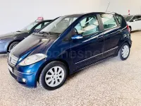 Usado Mercedes A180 Elegance 109 CV (80 kW) 2006 Azul Monovolumen