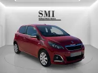 Usado Peugeot 108 Active 72 CV (52 kW) 2021 Rojo Utilitario