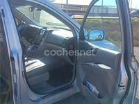 Usado Kia Carnival 185 CV (136 kW) 2006 Gris / plata Monovolumen