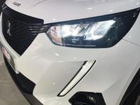 Usado Peugeot 2008 Active 101 CV (74 kW) 2020 Blanco SUV