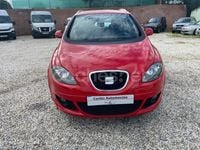 Usado Seat Altea XL Stylance 105 CV (77 kW) 2007 Rojo Monovolumen