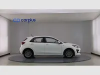 Usado Kia Rio 101 CV (74 kW) 2023 Blanco Berlina