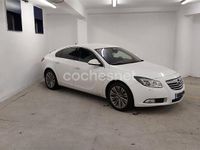Usado Opel Insignia Selective 130 CV (95 kW) 2012 Blanco Berlina