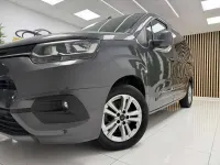 Usado Toyota Proace City City 102 CV (75 kW) 2020 Gris Monovolumen