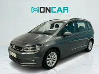 Usado VW Touran Advance 115 CV (84 kW) 2019 Gris / plata Monovolumen