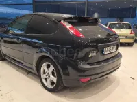 Usado Ford Focus Sport 115 CV (84 kW) 2007 Negro Berlina