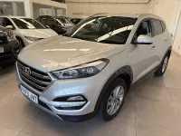 Usado Hyundai Tucson 131 CV (96 kW) 2016 Gris / plata SUV