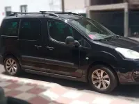Usado Citroën Berlingo 99 CV (72 kW) 2017 Negro Monovolumen