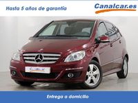 Usado Mercedes B200 140 CV (102 kW) 2009 Granate Monovolumen