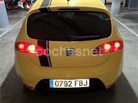 Usado Seat Leon FR 200 CV (147 kW) 2006 Amarillo Berlina
