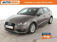 Usado Audi A3 Attraction 110 CV (80 kW) 2014 Gris Utilitario
