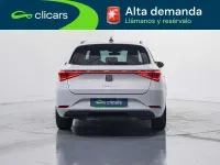 Usado Seat Leon ST Style 116 CV (85 kW) 2021 Blanco Familiar