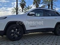 Usado Jeep Cherokee Night Eagle 185 CV (136 kW) 2018 Blanco SUV