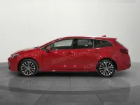 Nuevo Toyota Corolla Style 178 CV (130 kW) 2025 Rojo Familiar