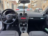 Usado Audi A3 Ambiente 105 CV (77 kW) 2011 Blanco Berlina