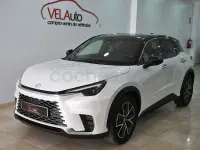 Usado Lexus LBX 136 CV (100 kW) 2025 Blanco SUV