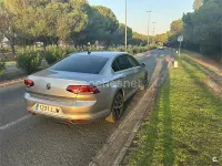 Usado VW Passat Executive 150 CV (110 kW) 2020 Gris / plata Berlina