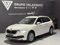 Usado Skoda Kamiq Ambition 110 CV (80 kW) 2021 Blanco SUV