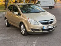 Usado Opel Corsa Cosmo 90 CV (66 kW) 2008 Beige Utilitario