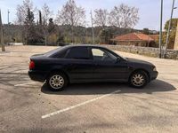 Usado Audi A4 110 CV (80 kW) 1998 Negro Berlina