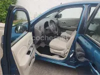 Usado Nissan Micra Tekna 98 CV (72 kW) 2013 Verde Utilitario