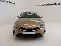 Usado Kia Ceed 100 CV (73 kW) 2022 Marrón Utilitario