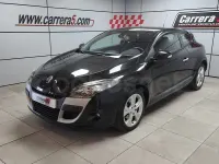 Usado Renault Mégane Dynamique 110 CV (80 kW) 2010 Negro Berlina