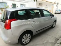 Usado Peugeot 5008 110 CV (80 kW) 2009 Gris / plata Monovolumen