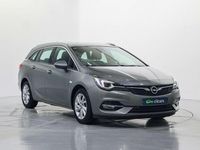 Usado Opel Astra Elegance 145 CV (106 kW) 2020 Gris Utilitario