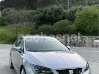 Usado Seat Leon FR 184 CV (135 kW) 2017 Gris / plata Berlina