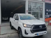 Usado Toyota HiLux 150 CV (110 kW) 2023 Blanco Pickup/Camioneta