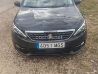 Usado Peugeot 308 SW Allure 130 CV (95 kW) 2019 Gris / plata Familiar